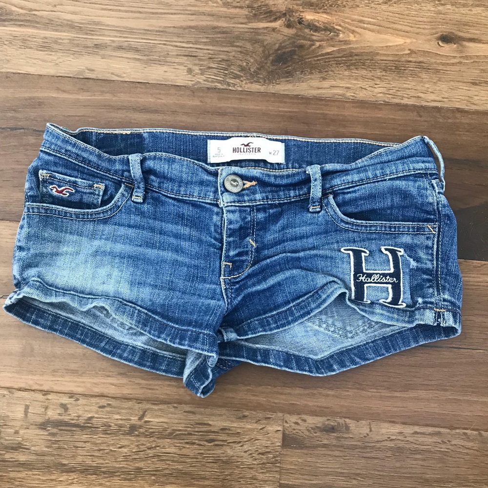 Hollister jean shorts